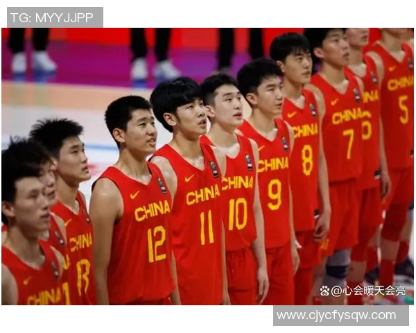 中国男篮迎战俄罗斯队全力争胜展现团队精神与竞技风采